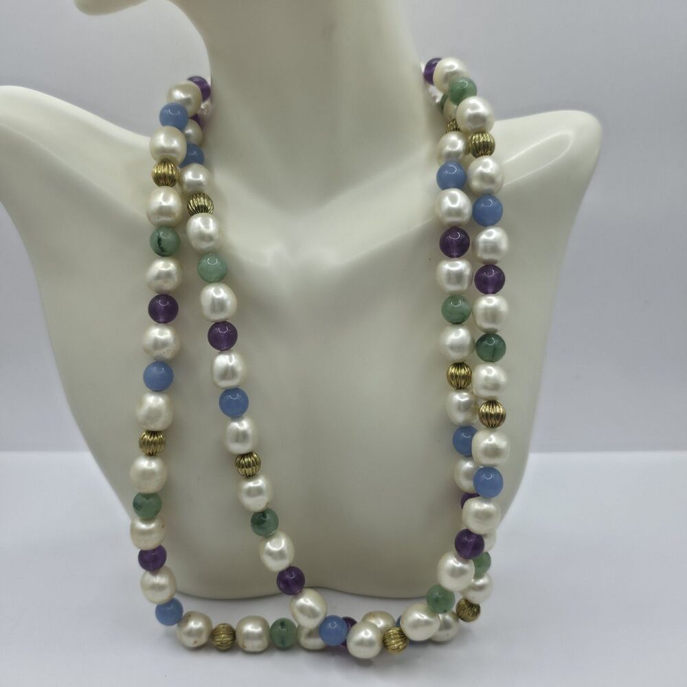Avon 1986 VTG Faux Pearl White/Blue/Purple/Green and Goldtone Beaded Necklace